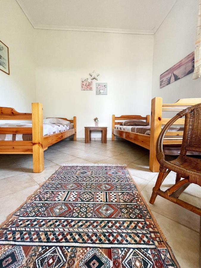 Casa Lia-Beach Front Villa Nea Kallikrateia Eksteriør bilde
